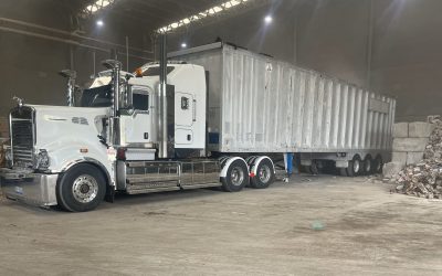 AAA Transport Expands Fleet with KEITH WALKING FLOOR® Systems